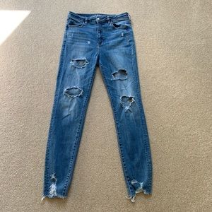 AEO High Waisted Ripped Jeans